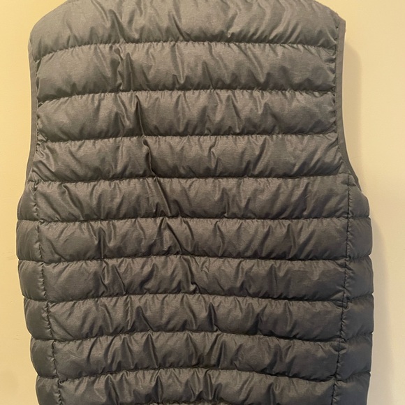 Like New - Eddie Bauer Micro Vest Large - Picture 2 of 5